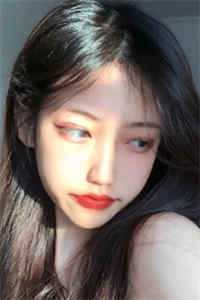 贵妃得宠凌虐我后，王朝倾覆完整阅读