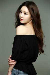 她曾为他跪尽春秋前文+