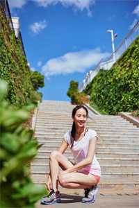 看不尽霜雪消融人气小说