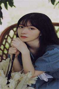 残荷听雨念旧年全文