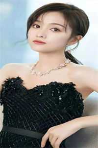 出狱后，我透视鉴宝养女儿全章阅读