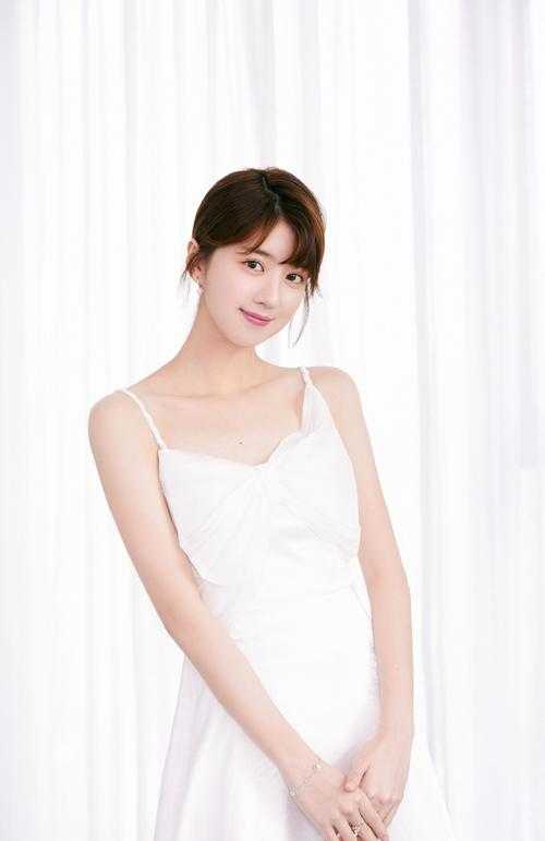 活阎王的掌心娇，重生乖爆了在线