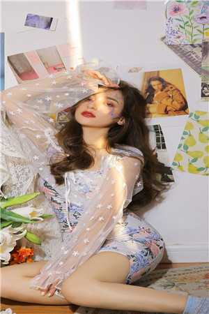 契约妻揣崽跑路，太子爷气疯了前文+后续