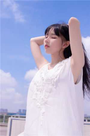 结婚纪念日，亲眼目睹老婆和白月光拥吻人气小说