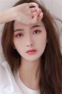 穿越后我摇身一变成太后无广告