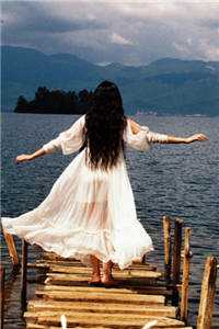 不让竹马走后台升职加薪，妻子就带领员工集体辞职威胁我！完整作品