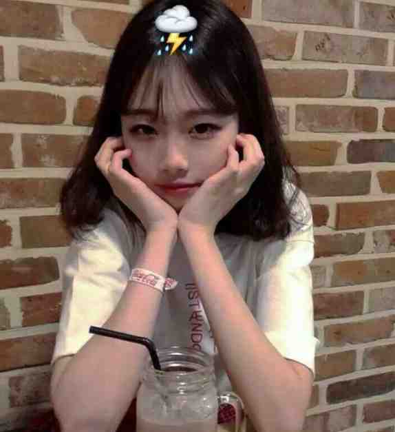 活阎王的掌心娇，重生乖爆了连载