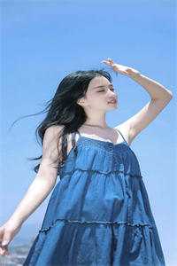 就让往事，消散于风抖音热门