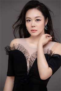 偏僻民宿常年爆满，老板有福了全篇