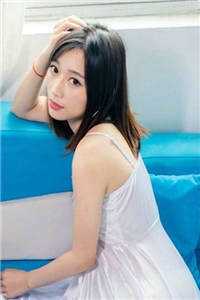 落日朝霞染芳华章节